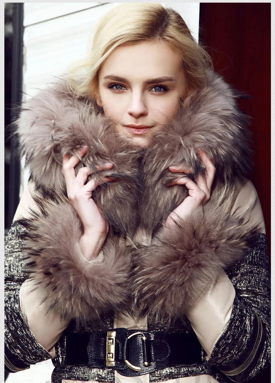 Luxury 2018 famous brand real fur collar hooded down