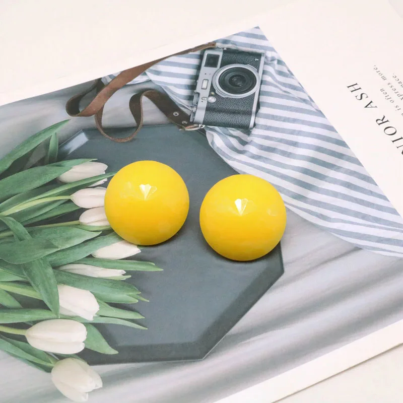 

Free Shipping Yellow Round Clip Earring