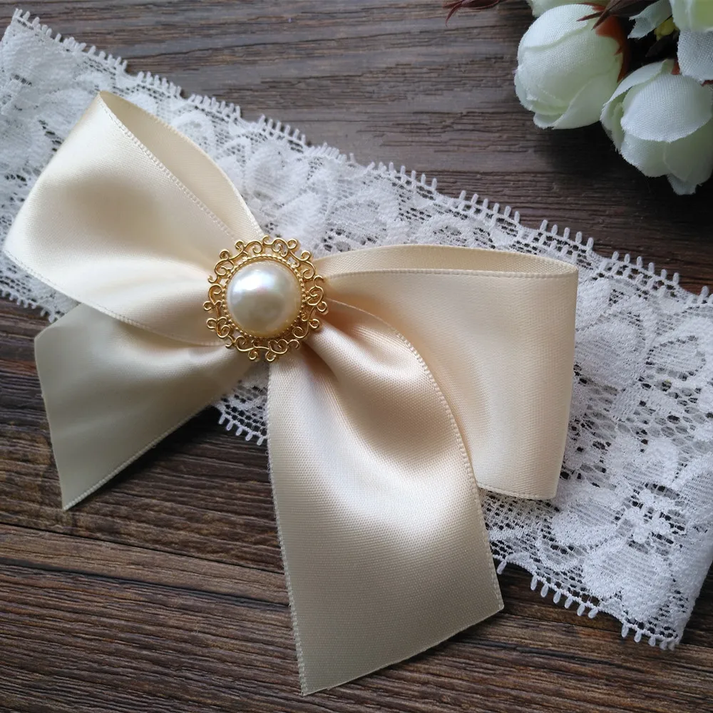 Wedding Garter Vintage Navy Ribbon Bow Bridal Lace garter with Rhinestone Wedding Garter Vintage Navy Ribbon Bow Bridal Lace garter with Rhinestone