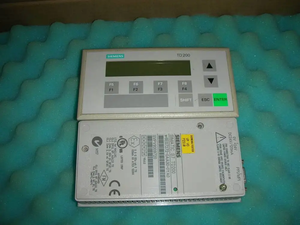 

1PC USED text display TD200 6ES7272-0AA30-0YA0