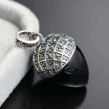 

925 Sterling Silver with Black Pendant female anti allergy Vintage Silver Pendant