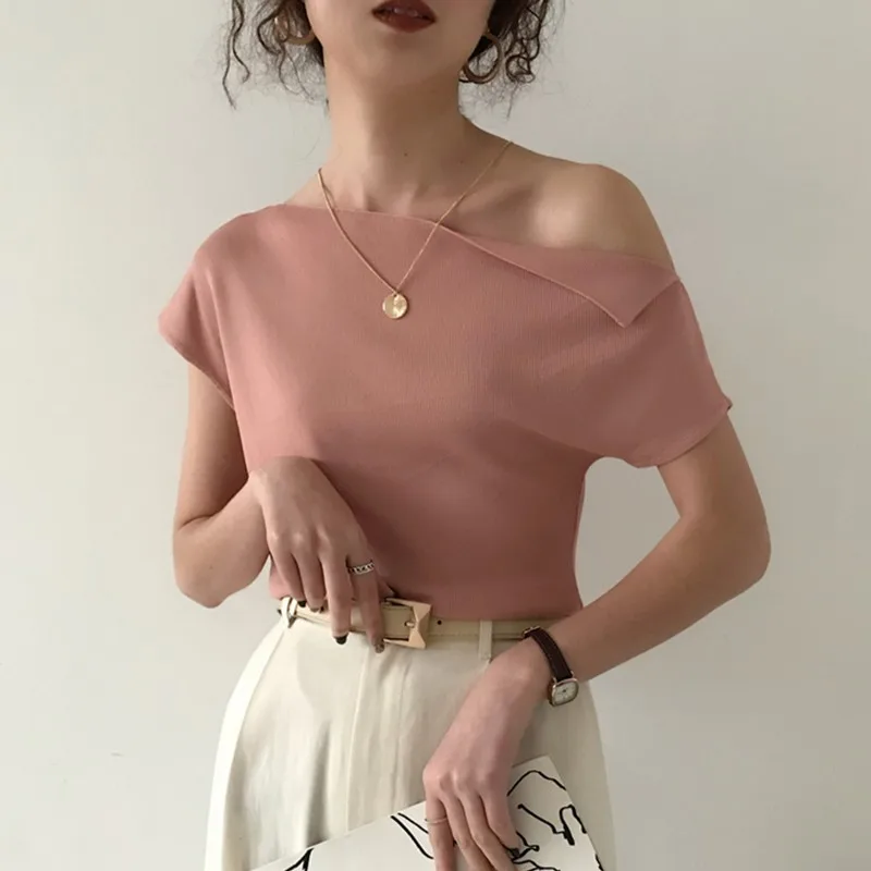 

Женская Однотонная футболка с вырезом лодочкой, облегающая футболка с коротким рукавом, летний однотонный тонкий вязаный Топ с открытыми плечами