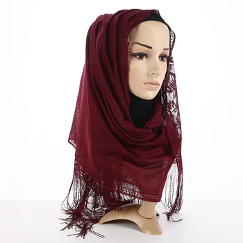 

Fashion Muslim Wrap Hijab Scarf Women Hollow Tassels Thin Wraps Islam Scarves Retro Flower Arab Head Scarves Wholesale