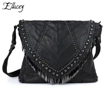 В стиле панк из натуральной кожи чехол из бараньей кожи сумки Для женщин шкала кисточкой сумки на ремне Женская Лоскутная сумка-мессенджер с заклепками