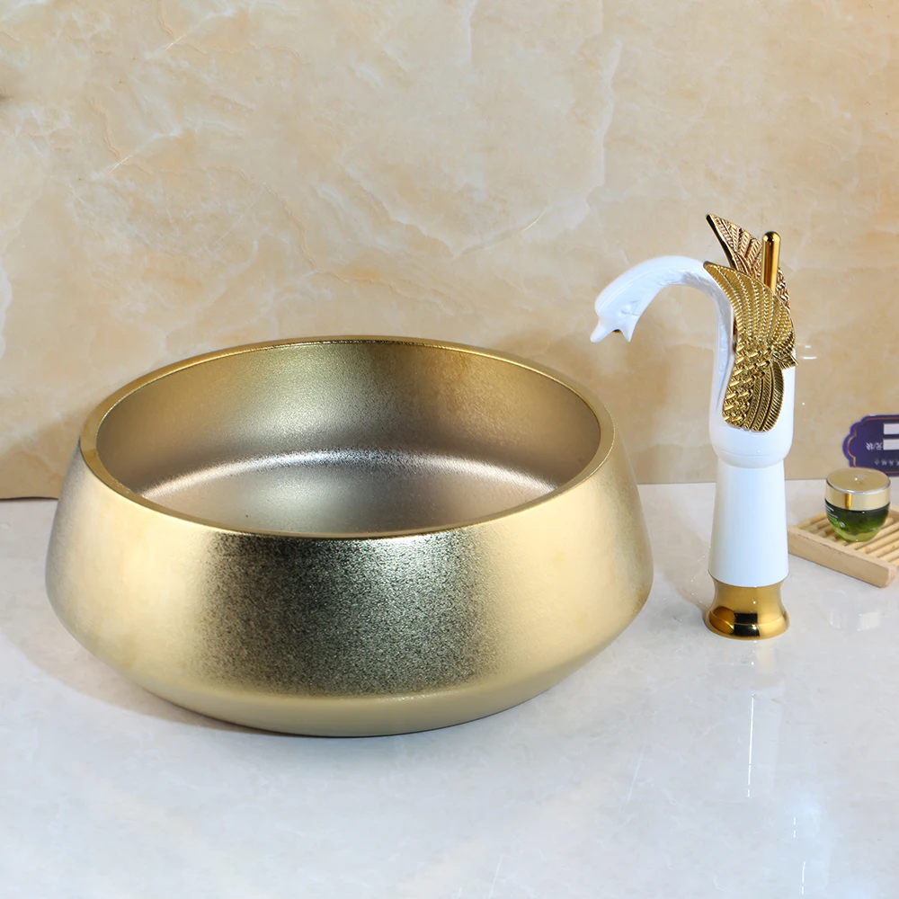 KEMAIDI Роскошные ручные Керамические Золотые художественные наборы для раковин Смесители для ванной бассейна Лебедь образный кран на бортике Набор смесителей - Цвет: Basin faucet set