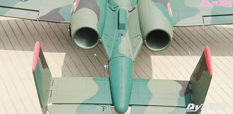 DYNAM A10 11