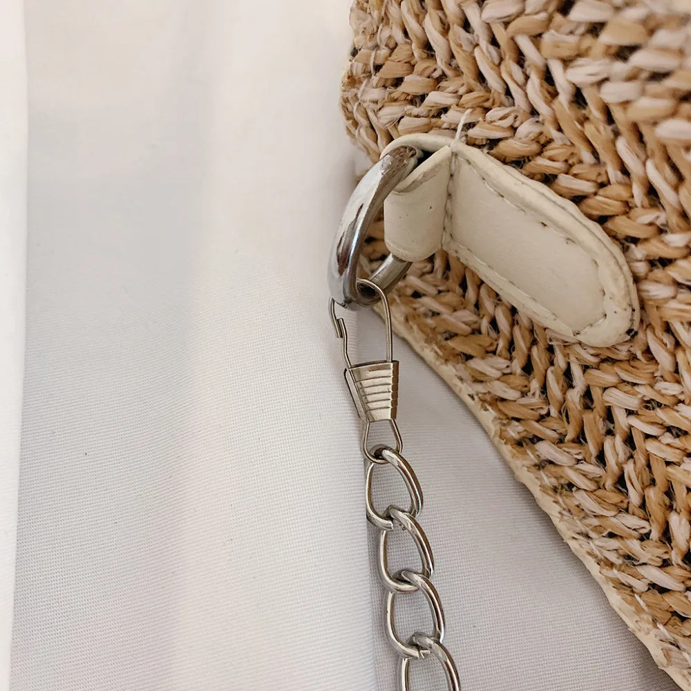 2019 Women's wild straw bag fashion chain leisure walking small square bag city sports walking pack sexy fanny pack 40J4 (8)