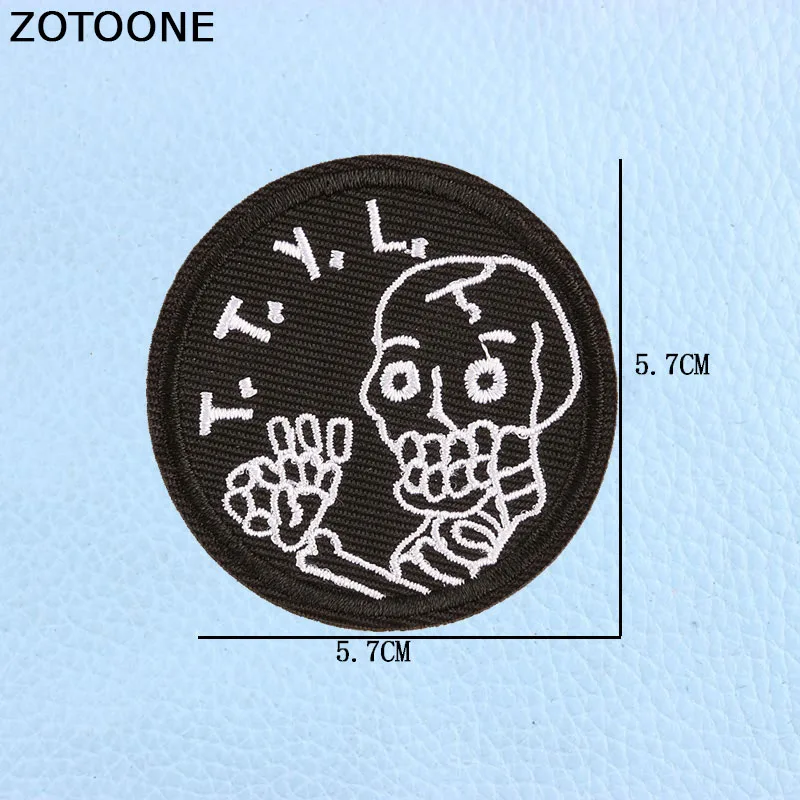 ZOTOONE черная молния Сердце Круглый череп нашивка в стиле панк для одежды железо на пришить Аппликация значок мотоцикл письмо вышитые патч