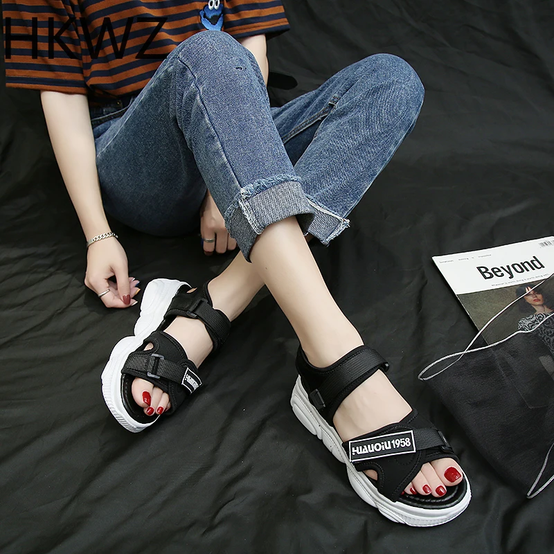 

Sports sandals 2019 brand new thick-soled platform sandals students models open toe non-slip soft bottom fashion gladiator shoes