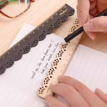 

2 X 15cm Vintage Hollow Out Lace Wood Ruler Measuring Straight Ruler Office School Supplies Kids Stationery Reward/Sewing Ruler