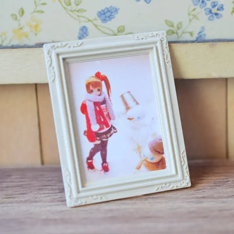 barbie doll wall painting