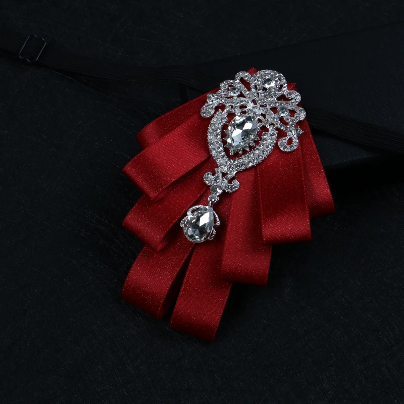 Iasky Британский алмаз воротник лук Галстуки мода галстук Для мужчин подарок шелк Галстуки для Для мужчин Бизнес Свадебные Жених женихов Для мужчин для мужчин S Галстуки - Цвет: Red flash