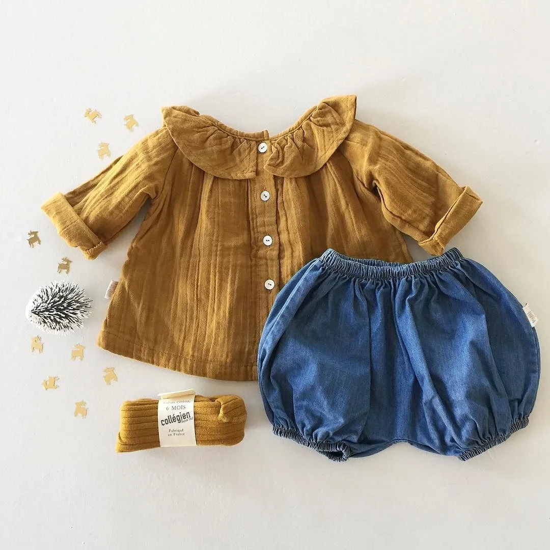 Блузка с оборками для маленьких девочек; хлопковая льняная одежда для маленьких детей; модная Корейская одежда для малышей