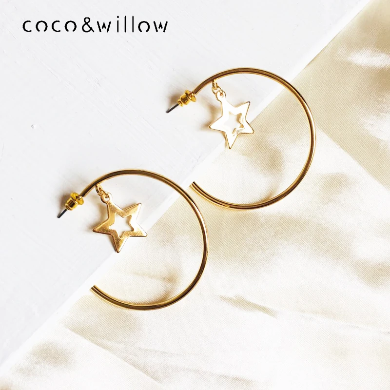 

Coco&Willow Star Pendant Oversized Hoop Earrings Gold Color Big Circle stylish hoop earring for women statement jewelry