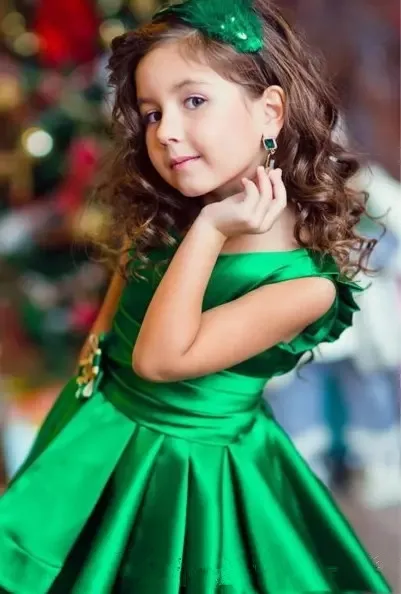 emerald-green-girls-pageant-dresses-high-low-tiered-pricess-flower-girls-dresses-for-weddings-lovely-kids-2018-communion-gown.webp (3)_
