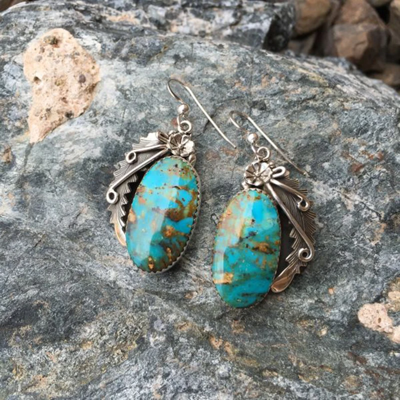 

Retro Simple Round Shape Engraving Natural Stone Turquoised Earrings for Women Bohemian Features Texture Stone Earrings Z35M002