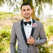 Индивидуальный заказ Светло-серый Для мужчин костюм Черная шаль нагрудные One Button Жених Свадебный Смокинг Свадебная вечеринка Костюмы для Для мужчин куртка+ штаны