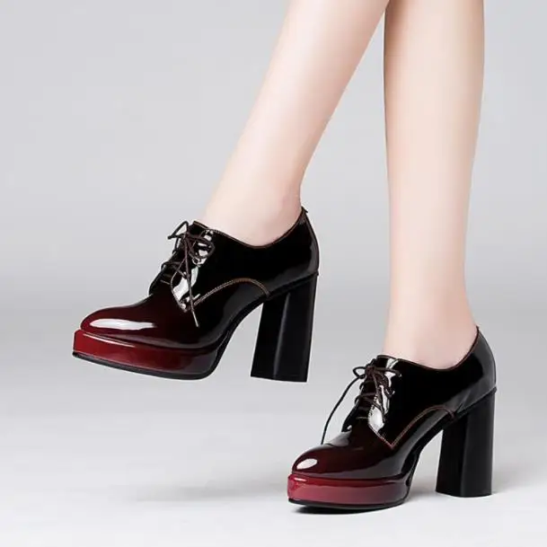 

2018 Spring and Autumn New thick-bottomed womens with high heels thick and pointed waterproof table wine red leather deep mouth