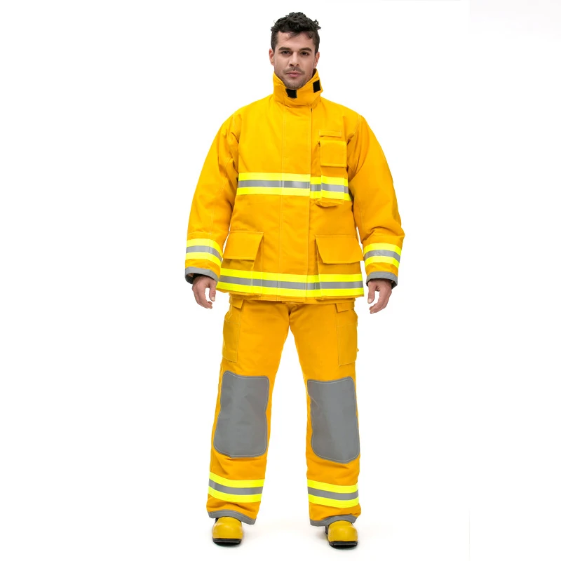 Fire fighting costume Fire suit Fire extinguishing fire protection clothing ready Firefighters extinguishing protective clothing