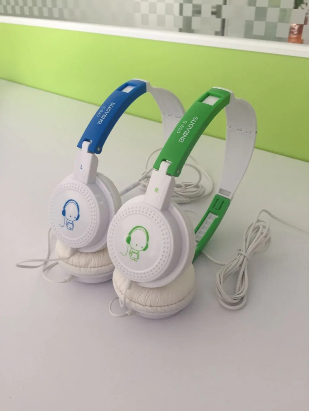 2016 New Auriculares Hot Sale Headband Wired Headphones Color Foldable Stereo Headset Earphone For Mp3 Mp4