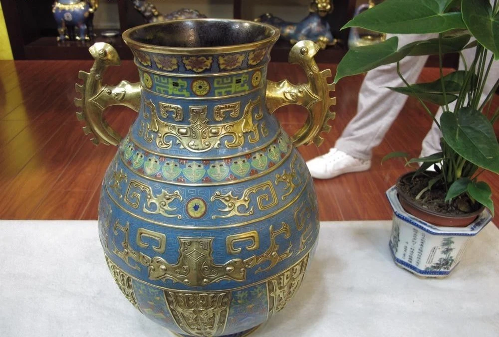 Chinees Бронзовый 24 К золото перегородчатой зверь вен восемь сокровища jar глиняный горшок ваза