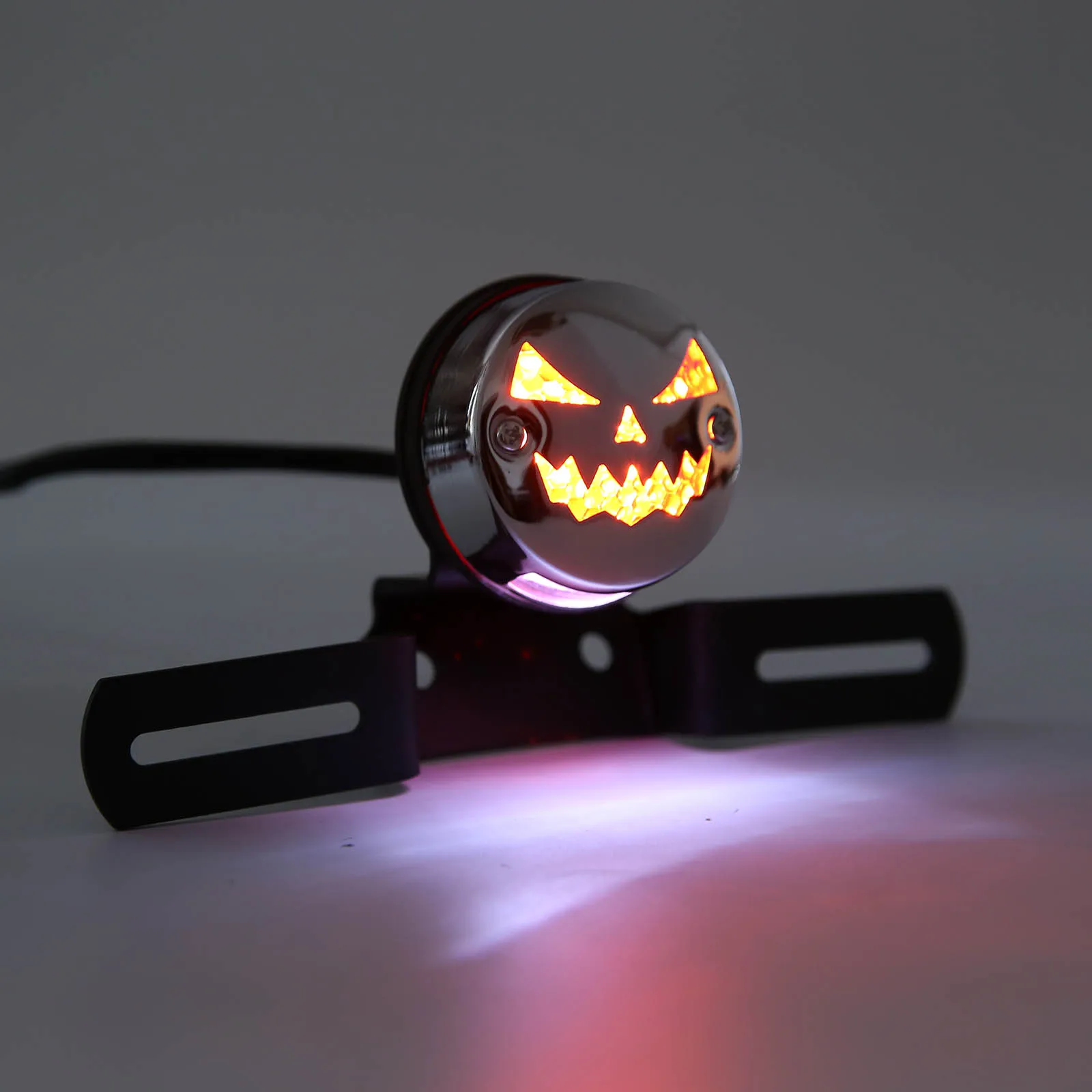

Halloween Ghost Face Style Red LED License Plate Lamp Rear Tail Brake Stop Light For H-arley Touring With Chrome Shell