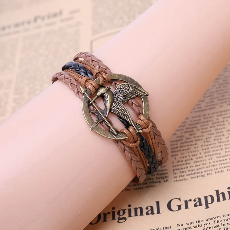 

Design New Trend Leather Strap Games Phoenix Leather Snap Bracelet - Black Double Color Wax Punk Style Symbol