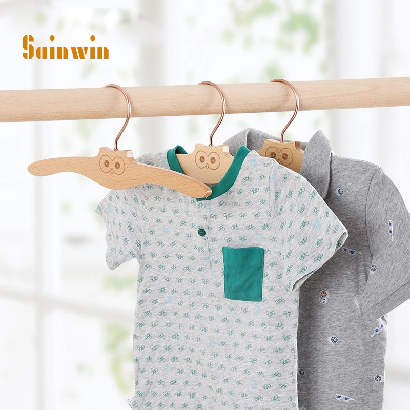 Sainwin 3pcs/lot 27cm Solid child wooden hanger household slip