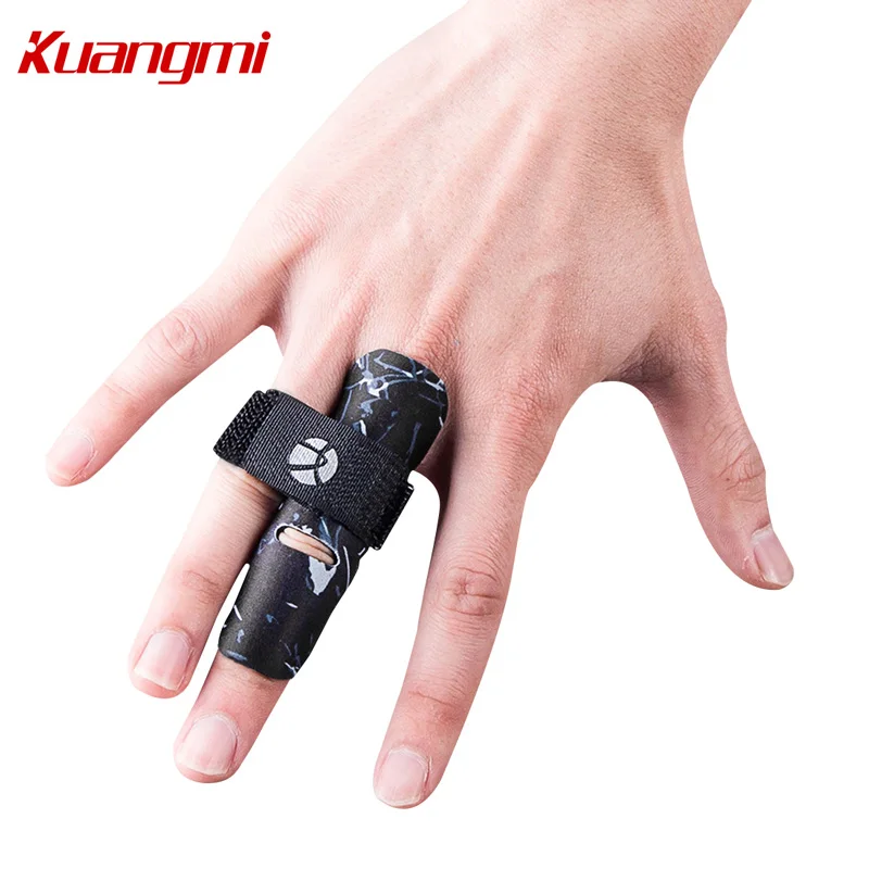 Kuangmi1PieceAdjustableFingerSleeveSupportProtectorPreventsFingerInjuryDuringSports