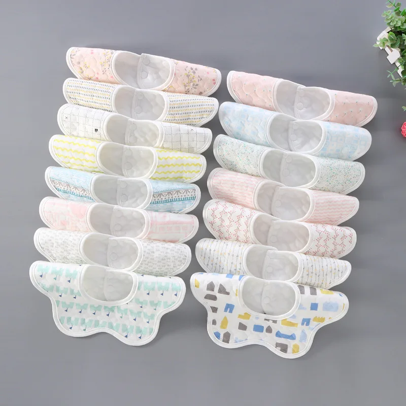 

360 Degree Rotating Cotton Flower Waterproof Baby Burp Cloths Saliva Towel Cartoon Soft Round Baby Bandana Bibs Feeding Scarf