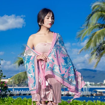 

New women's scarves summer beach sunscreen scarves retro pattern warp spring and autumn female retro stitching two-color thin sh