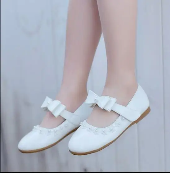 Детская Свадебная обувь из искусственной кожи; сандалии для принцессы для маленьких девочек; Повседневная кружевная обувь с цветочным узором; детская обувь для девочек