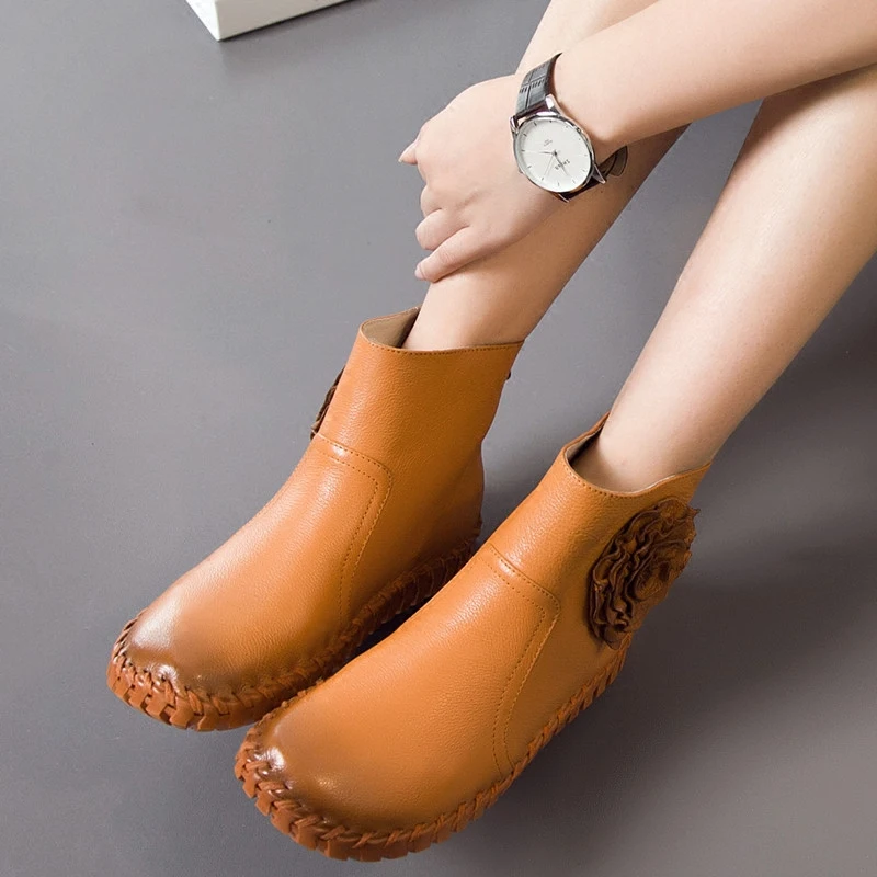 Handmade Martin Boots Leather Shoes Chinese Folk Style Handmade Martin Boots Leather Shoes Chinese Folk Style