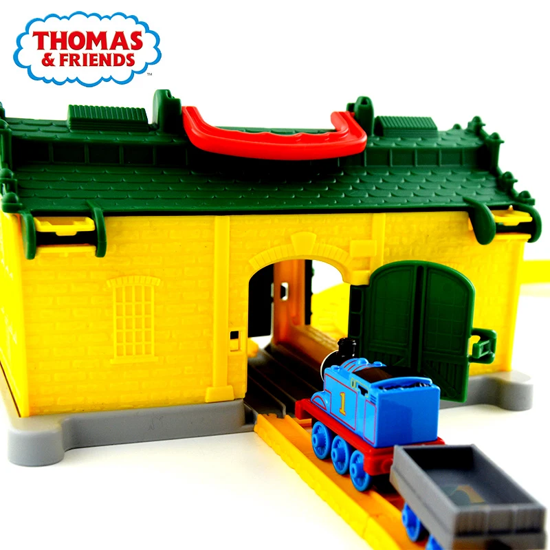 ТОМАС и друг машинный гараж Костюм сплав маленький поезд литья под давлением орбитальный мальчиков подарок на день рождения Детские игрушки