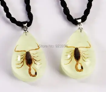 

FREE SHIPPING 20 PCS Real Golden Cool Scorpion Glow Drop Fashion Pendant
