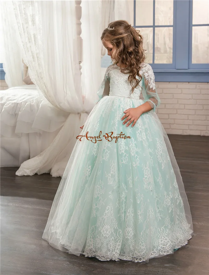 

2019 New Princess Green ball gown flower girl dresses appliqued lace with tulle long sleeve backless kids first communion gowns