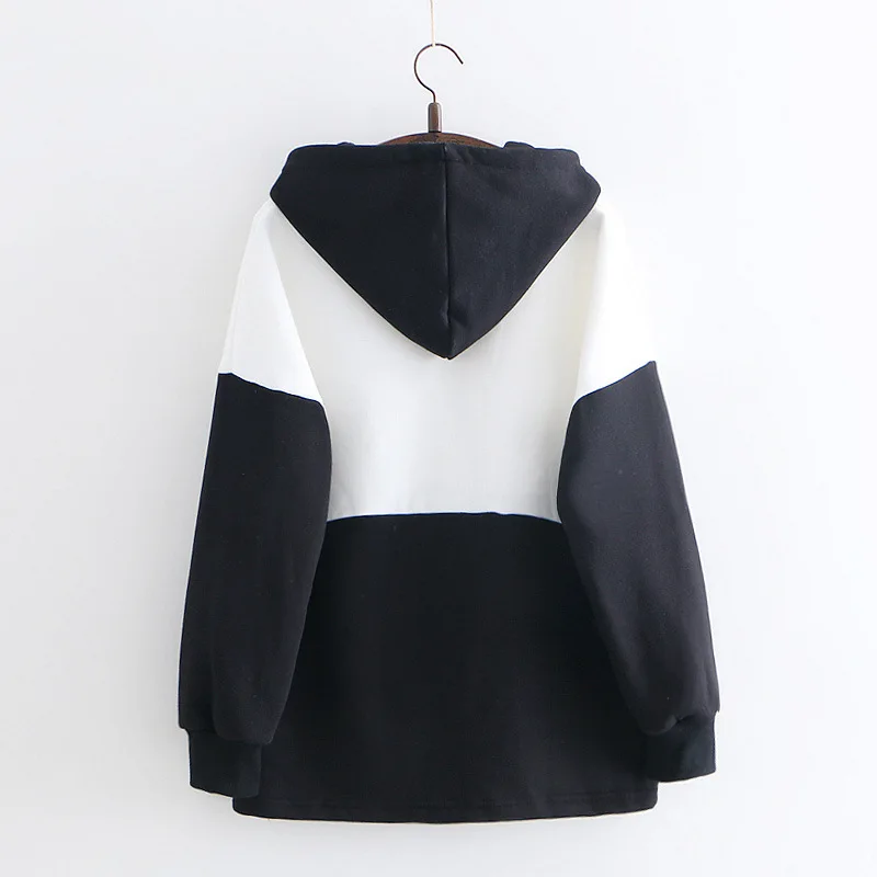  Sweatshirts female cartoon color matching black and white cat eat fish embroidery Female easing stu