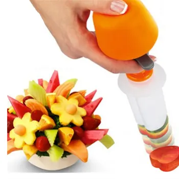 

Plastic Cake Cookie Vegetable Fruit Shape Cutter Slicer Veggie Mold Set DIY Decorating Tools Kitchen Accessories