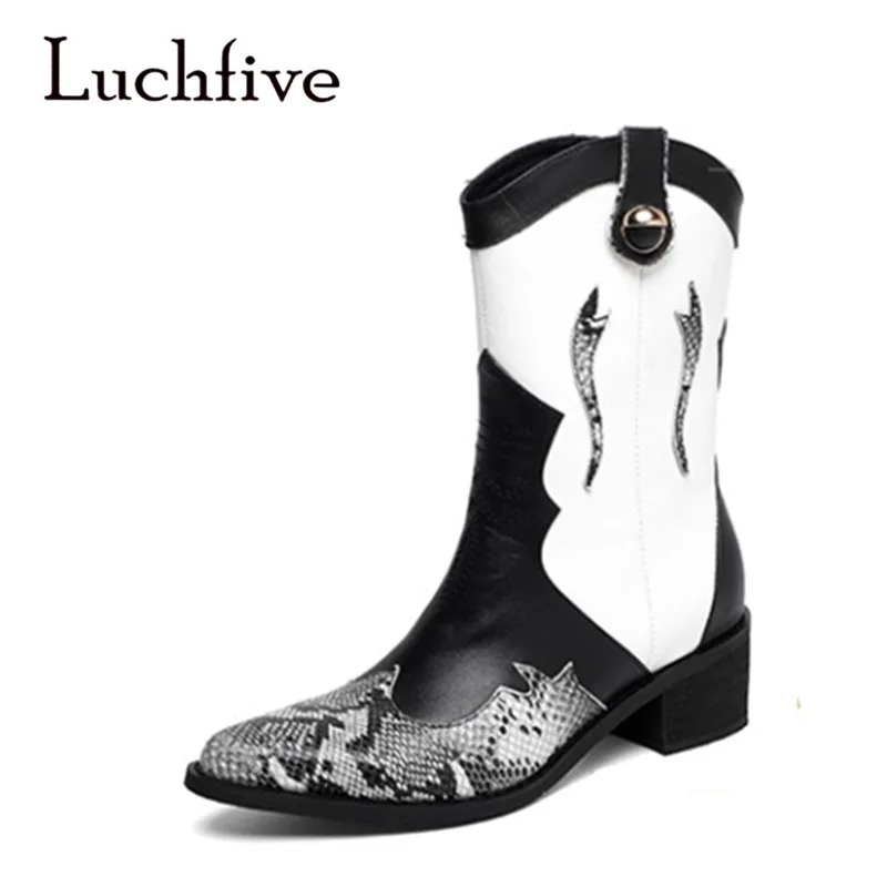 

Snake Pattern Leather Patchwork Ankle Boots Pointed Toe Flat Combat Boots Street Fashion Shoes Women