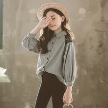 Осенние топы для девочек в клетку в дырочку с вышивкой кружевной фонарь рукав Рубашка с отложным воротником для девочек-подростков, Хлопковая блузка