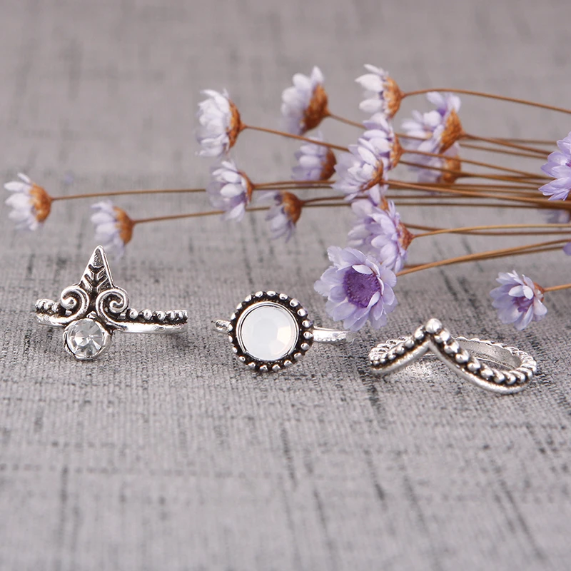 233121_no-logo_233121-2-06