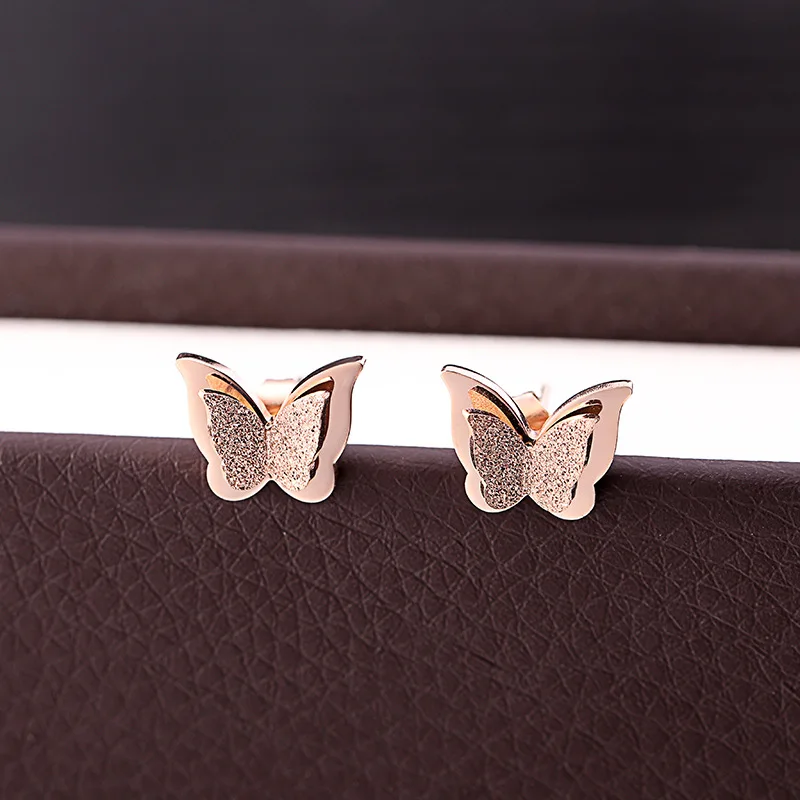 Новинка, серьги-бабочки, розовое золото, серьги-гвоздики из нержавеющей стали для женщин и детей, матовые серьги-гвоздики для хряща бабочки