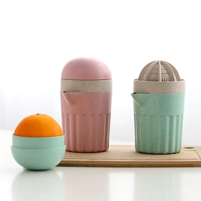 

Children's manual juice cup mini juicer portable student home small pressure juice artifact juice cup juicer