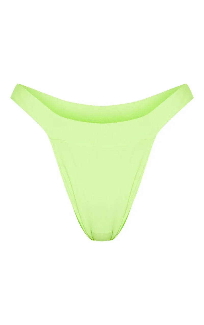 10852647563_1172645759