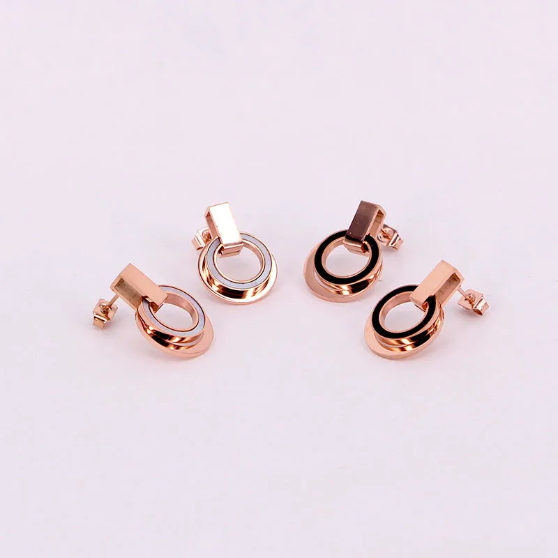 

New Natural Shell Round Hollow Stud Earring Rose Gold Color Woman Gift Titanium Steel Fine Earings Fashion Jewelry Wholesale