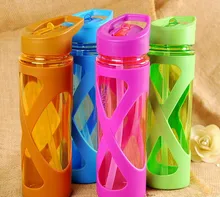 580 ml Deporte Botella De Agua de Paja A Prueba de Fugas Anti Infusor Fruta Mi Botella De Bebida Caliente Con Una Funda De Plástico Respetuoso Del Medio Ambiente