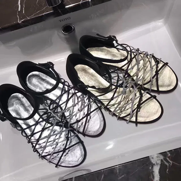 

2018 New Summer Shoes Woman Sandals Hollow Ankle Strap Flats Leather Cozy Sandals Designer Gladiator Sandals Woman Shoes Flats