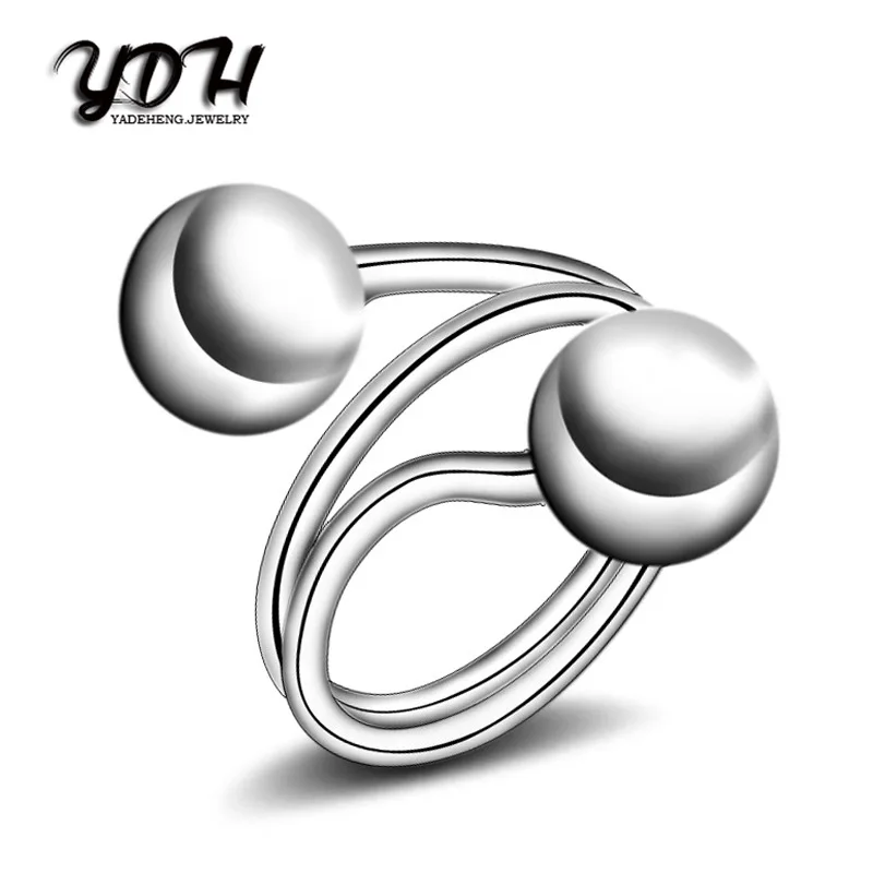 3233667044_735333281