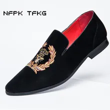 Мужские повседневные туфли в национальном стиле из натуральной кожи с декоративным лицевым покрытием для ночного клуба; замшевые туфли из нубука; Лоферы без застежки; zapatos; большие размеры