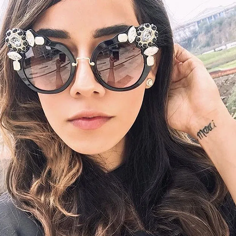 RSSELDN New Artificial Crystal Embellishment Cat Eye Sunglasses Women Luxury Fashion Summer Sun Glasses For Women